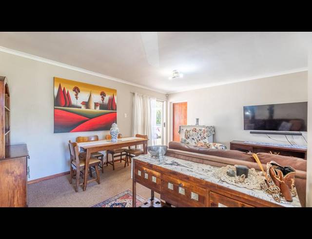 3 BEDROOM HOUSE FOR SALE IN BLOMMENDAL